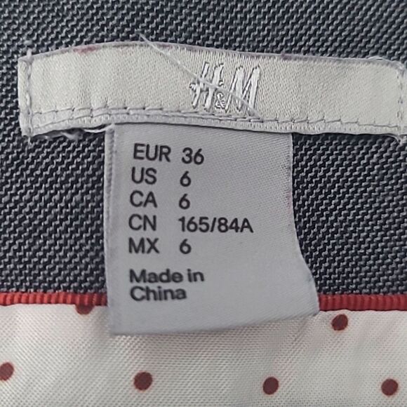 H&M Women's 6 Fit And Flare Solid Gray Dress Lined Polka Dot Pleated Scoop Neck - Picture 8 of 16